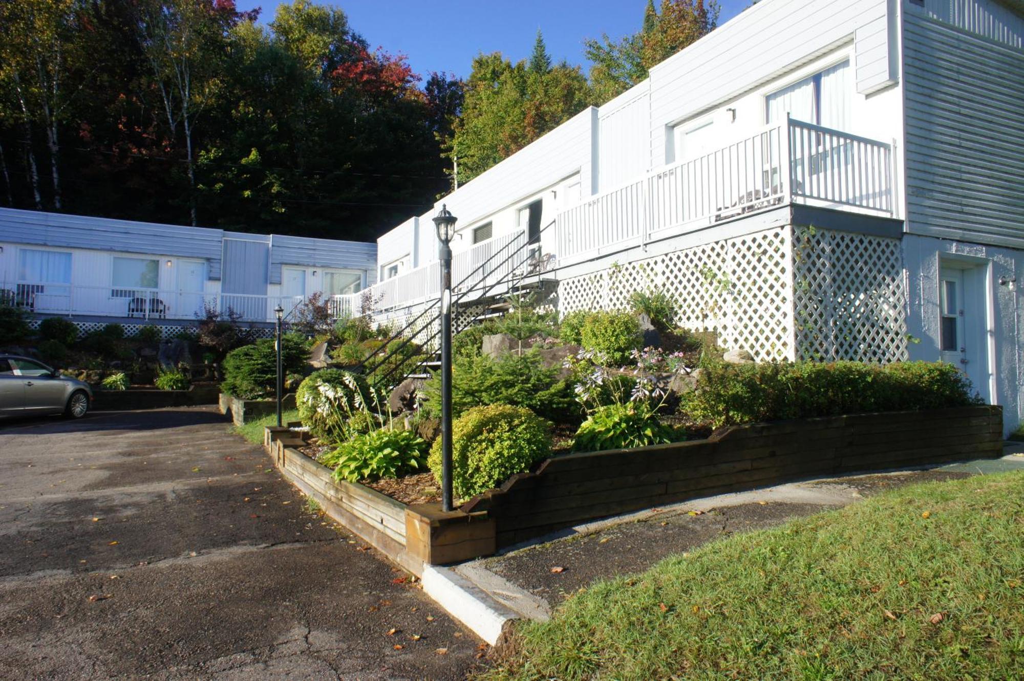 Motel Clair Mont Sainte-Agathe-des-Monts Eksteriør bilde
