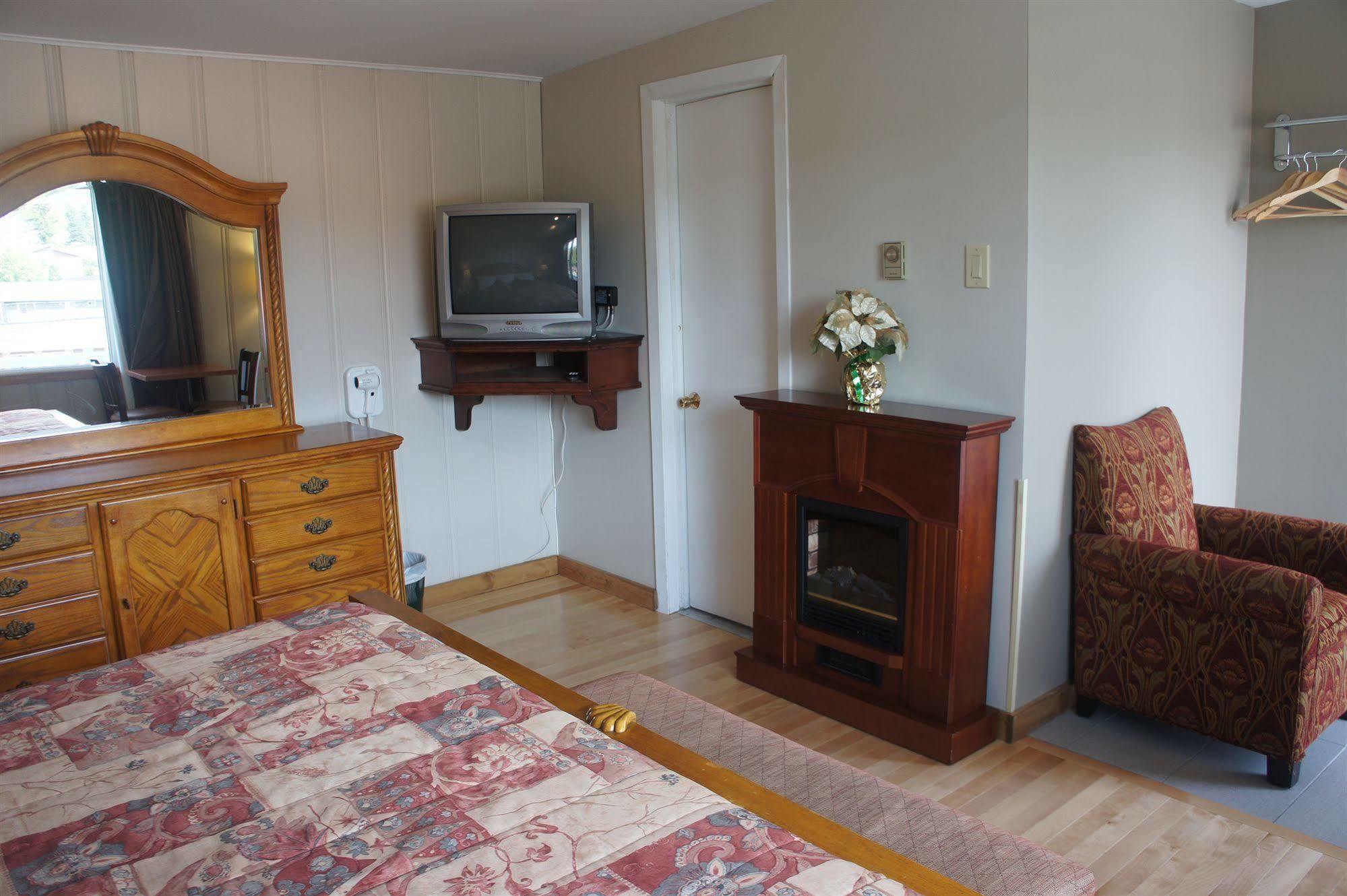 Motel Clair Mont Sainte-Agathe-des-Monts Eksteriør bilde