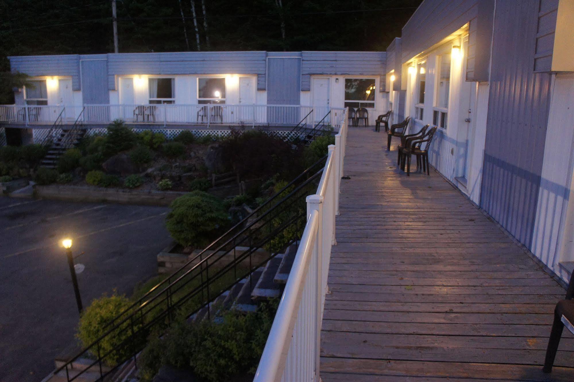 Motel Clair Mont Sainte-Agathe-des-Monts Eksteriør bilde